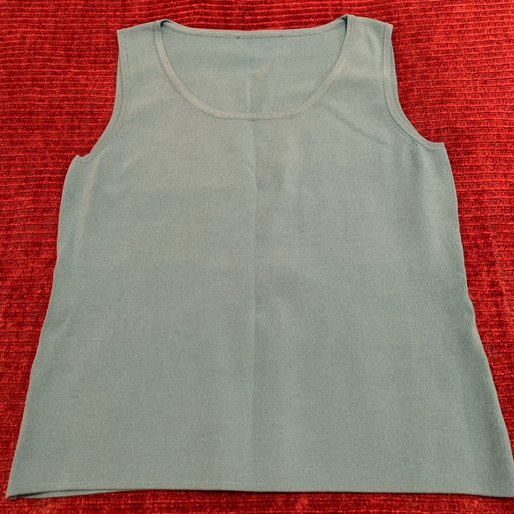 Turquoise Sleeveless Top - Picture 7 of 14
